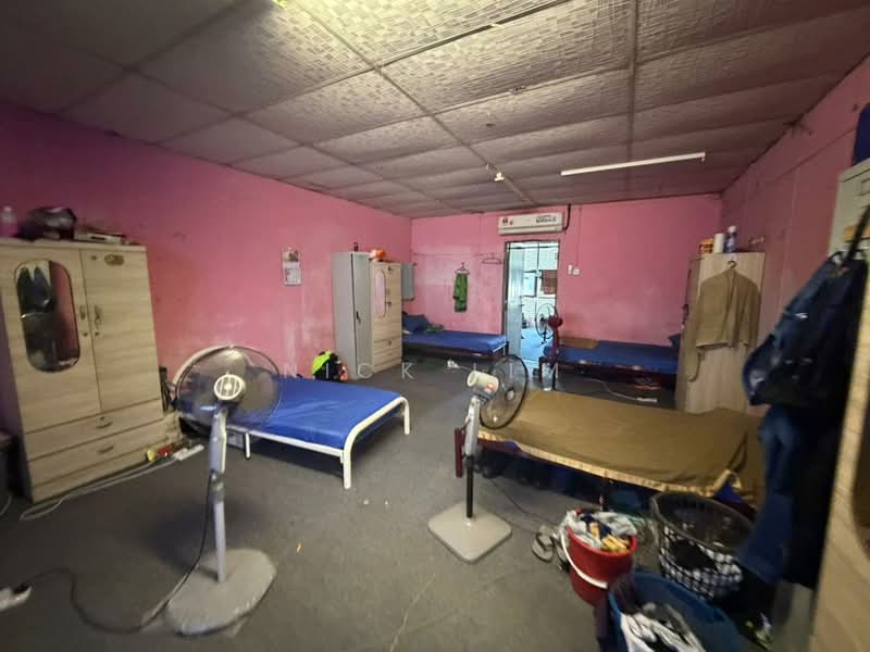 Kedai untuk Dijual di Taman Bukit Minyak (Bukit Minyak) - Nick Lim - Bedroom - PropertyGuru.com.my