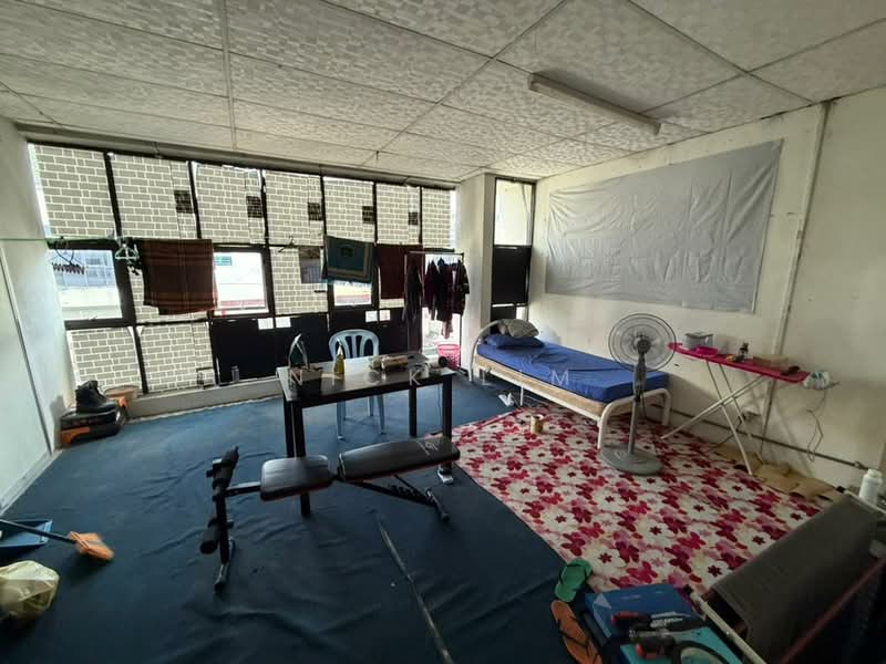 Kedai untuk Dijual di Taman Bukit Minyak (Bukit Minyak) - Nick Lim - Bedroom - PropertyGuru.com.my