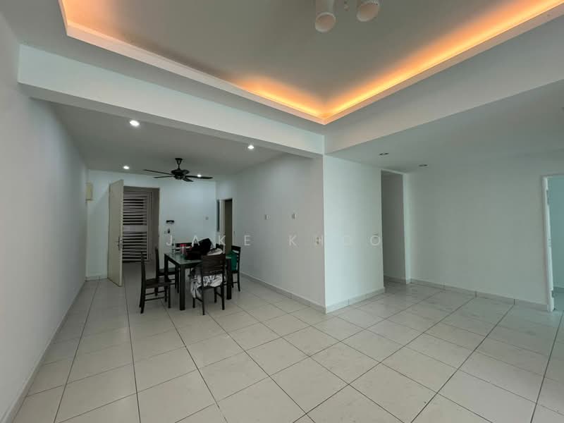 Condominium for Sale at Elit Heights @ Bayan City - Jake Khoo - Living Room - PropertyGuru.com.my