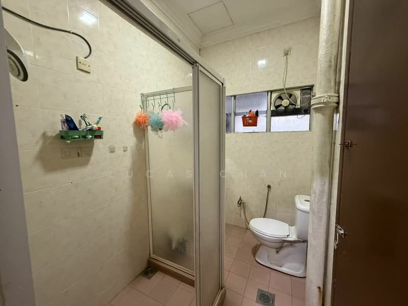 Rumah Teres 2 Tingkat untuk Dijual di Taman Bukit Desa (Taman Desa) - Lucas Chan - Bathroom - PropertyGuru.com.my