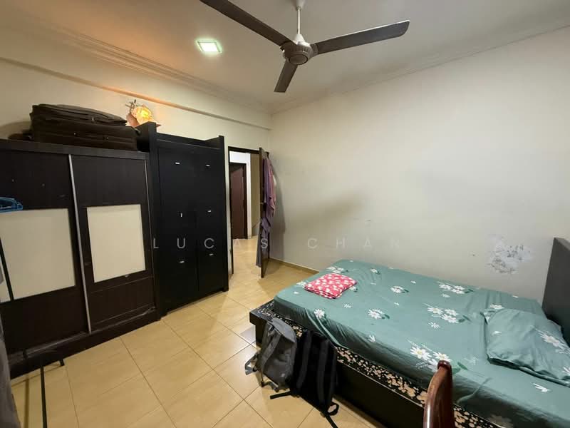Rumah Teres 2 Tingkat untuk Dijual di Taman Bukit Desa (Taman Desa) - Lucas Chan - Bedroom - PropertyGuru.com.my