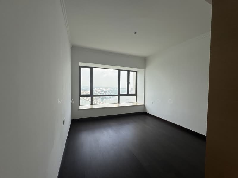 Condominium for Sale at R&F Princess Cove Phase 2-Seine Region - Mannics Koo - Master Bedroom - PropertyGuru.com.my