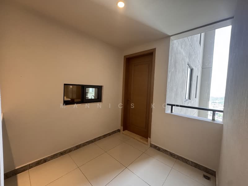 Condominium for Sale at R&F Princess Cove Phase 2-Seine Region - Mannics Koo - Balcony - PropertyGuru.com.my