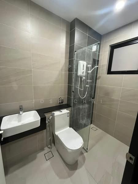 Servis Apartment untuk Disewa di 2Rio Residence @ Bandar Puteri Puchong - Josh Chai - Bathroom - PropertyGuru.com.my