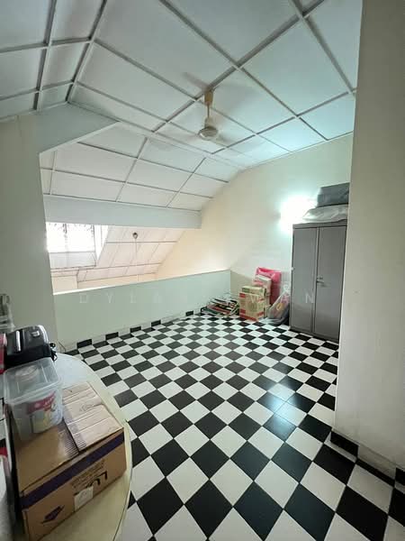 1.5-storey Terraced House for Sale in Usj 2 (Subang Jaya) - Dylan Kwan - PropertyGuru.com.my