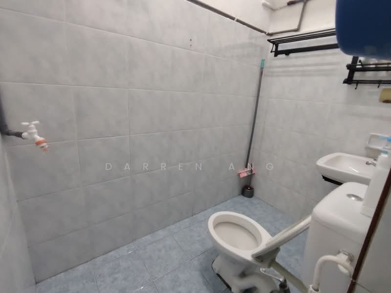 Rumah Teres 1 Tingkat untuk Dijual di Kulai (Johor) - Darren Ang - Bathroom - PropertyGuru.com.my