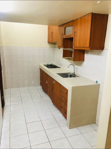 Flat for Sale at Taman Sri Kuching - Bryan Cho - Kitchen - PropertyGuru.com.my