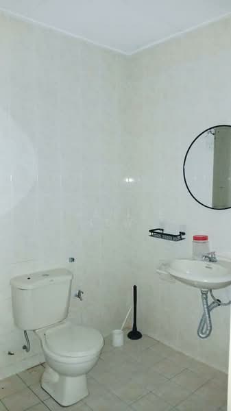 2-storey Terraced House for Sale in Bandar Bukit Puchong 2 (Puchong) - Shanice Low - Bathroom - PropertyGuru.com.my