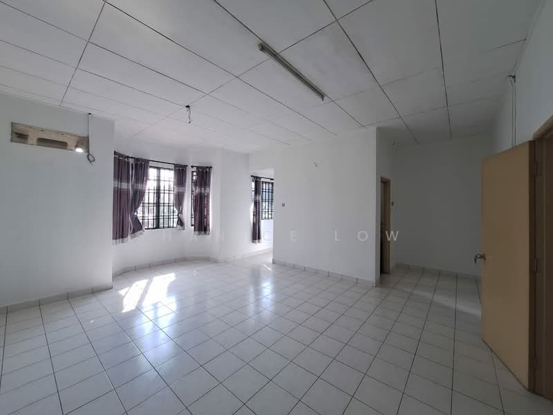 Rumah Teres 2 Tingkat untuk Dijual di Bandar Bukit Puchong 2 (Puchong) - Shanice Low - Living Room - PropertyGuru.com.my