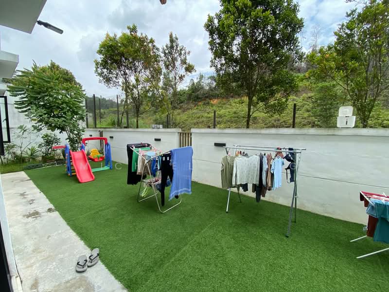 Rumah Berkembar untuk Dijual di Rawang (Selangor) - Michael Siong - Garden - PropertyGuru.com.my