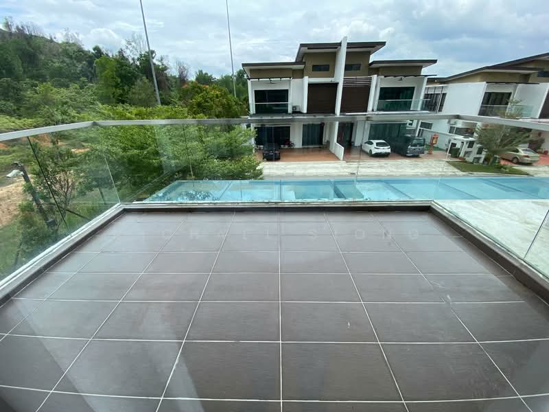 Rumah Berkembar untuk Dijual di Rawang (Selangor) - Michael Siong - Exterior - PropertyGuru.com.my
