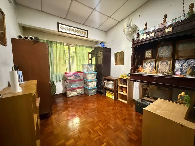 2-storey Terraced House for Sale in Taman Seputeh (Seputeh) - Aiman Allam - PropertyGuru.com.my