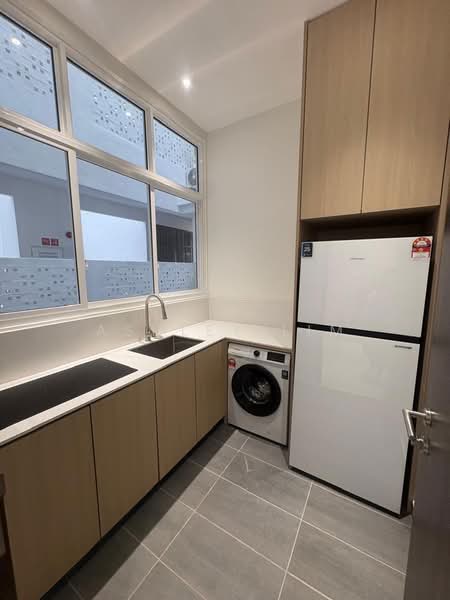 Kondominium untuk Disewa di Codrington Residence - Ashley Lim - Kitchen - PropertyGuru.com.my