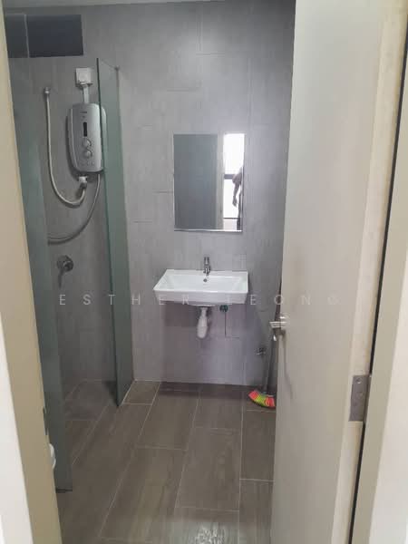 Servis Apartment untuk Disewa di Geo Bukit Rimau - Esther Leong - Bathroom - PropertyGuru.com.my