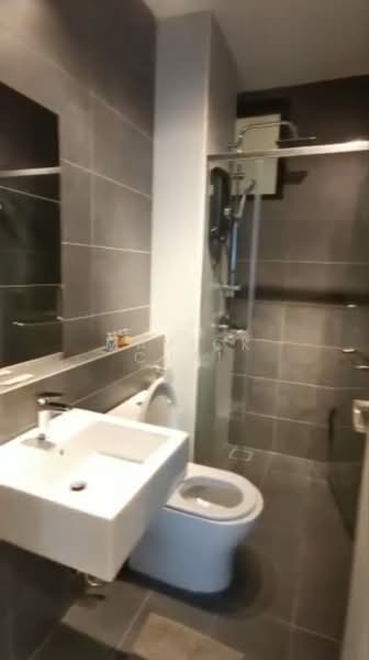 Servis Apartment untuk Disewa di Lavile Kuala Lumpur - Mavick Chai - Bathroom - PropertyGuru.com.my