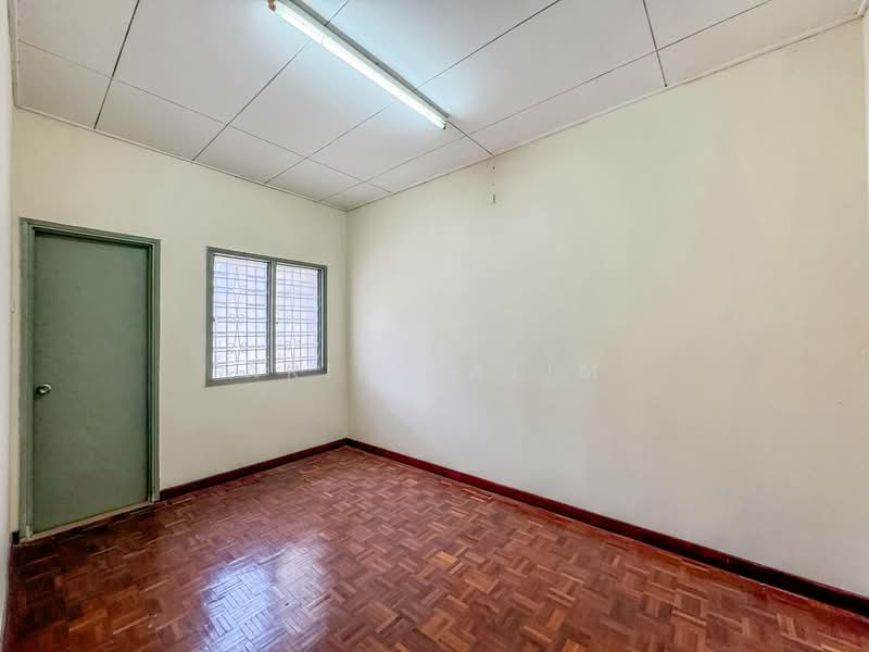 For Sale - Bandar Tasik Kesuma