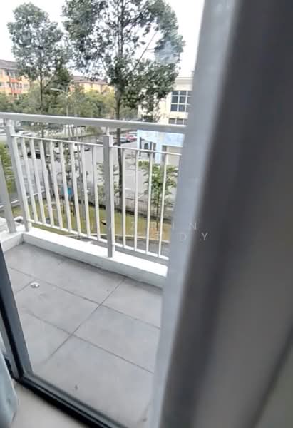 Servis Apartment untuk Disewa di Kampung Melayu Subang - Nazrin Affendy - Balcony - PropertyGuru.com.my