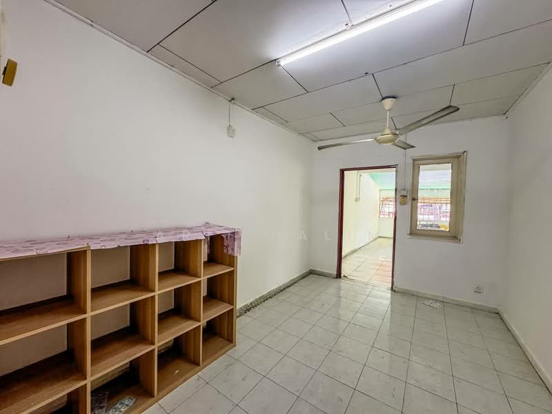2-storey Terraced House for Sale in Seksyen 19 (Shah Alam) - Arif Halim Halim - PropertyGuru.com.my