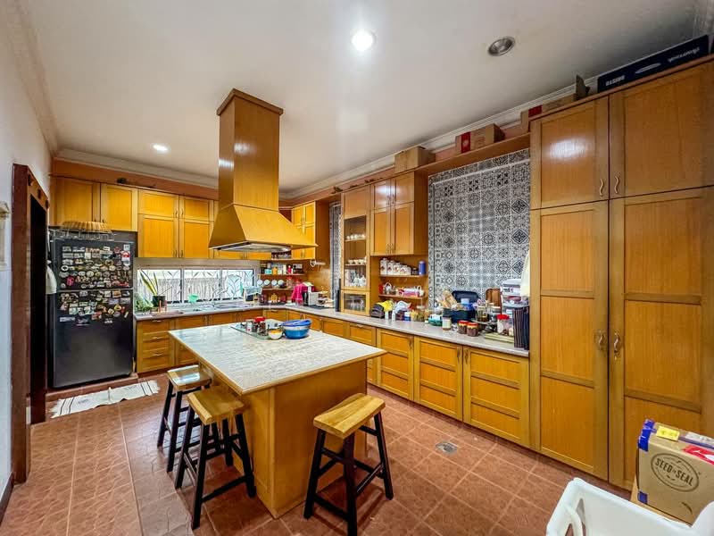 For Sale - Ukay Perdana