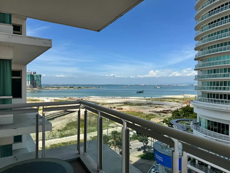 Kondominium untuk Disewa di Gurney Paragon - Xinnee . - Balcony - PropertyGuru.com.my