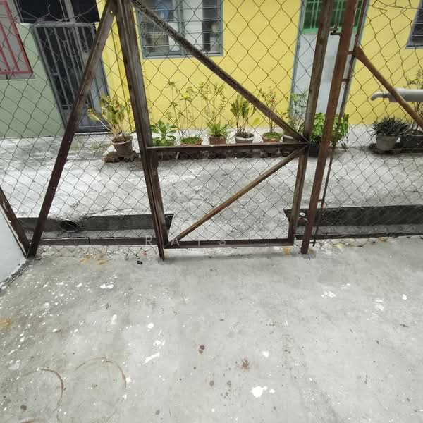 2-storey Terraced House for Sale in Kampung Raja Uda (Port Klang (Pelabuhan Klang)) - RAIS . - Exterior - PropertyGuru.com.my