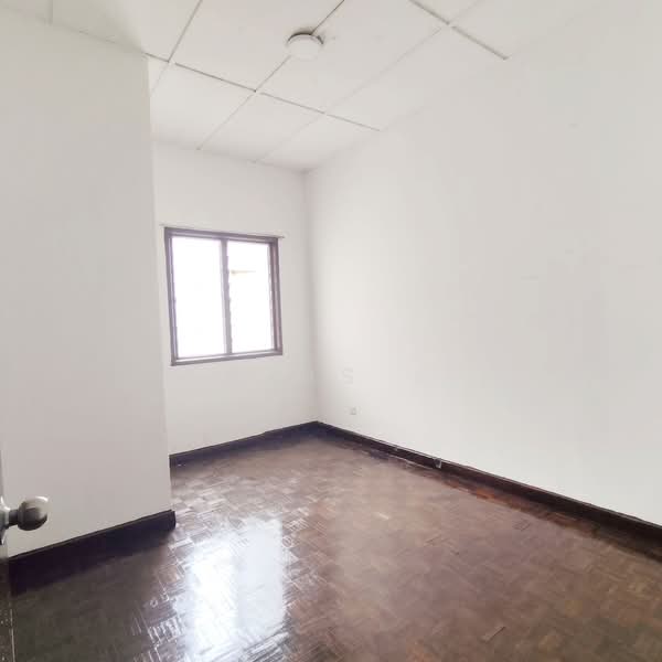 2-storey Terraced House for Sale in Kampung Raja Uda (Port Klang (Pelabuhan Klang)) - RAIS . - Interior - PropertyGuru.com.my