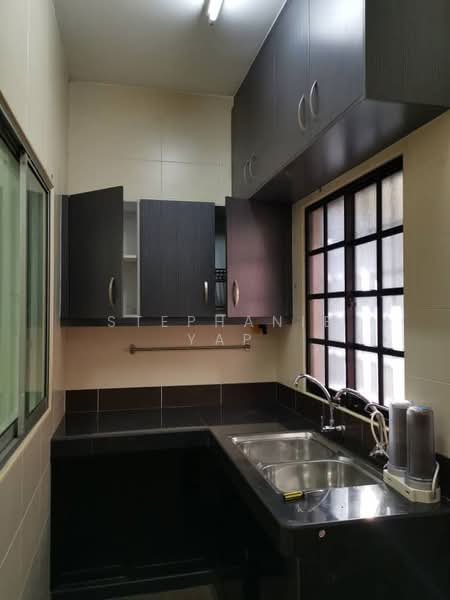 2-storey Terraced House for Sale in Taman Pendamar Indah 2 (Klang) - Stephanie Yap - Kitchen - PropertyGuru.com.my