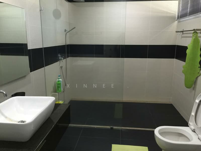Rumah Banglo untuk Dijual di Minden Heights (Gelugor) - Xinnee . - Bathroom - PropertyGuru.com.my