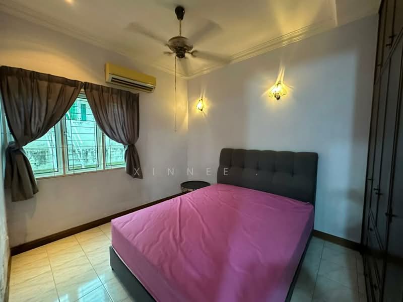 Bungalow for Sale in Minden Heights (Gelugor) - Xinnee . - Bedroom - PropertyGuru.com.my