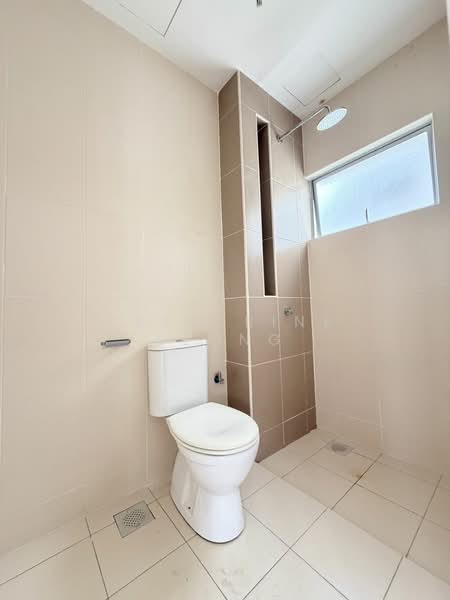 Rumah Berkembar untuk Dijual di Kota Emerald (Rawang) - Katherine Leong - Bathroom - PropertyGuru.com.my