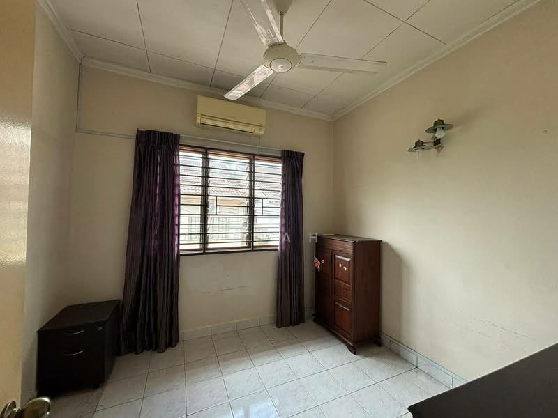 2-storey Terraced House for Sale in Bandar Kinrara Seksyen 5 (Bandar Kinrara) - Afiqah . - PropertyGuru.com.my
