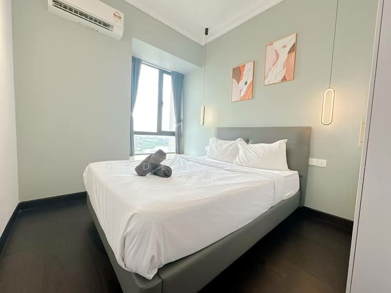 Kondominium untuk Dijual di R&F Princess Cove Phase 2-Seine Region - Gyden Heng - Bedroom - PropertyGuru.com.my