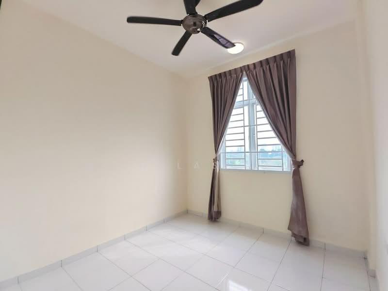 Apartment for Rent at Pangsapuri Kasturi Bandar Dato Onn - Nicholas Low - Interior - PropertyGuru.com.my