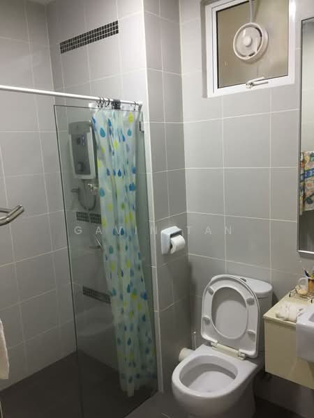 Kondominium untuk Disewa di One Imperial - Gavin Tan - Bathroom - PropertyGuru.com.my