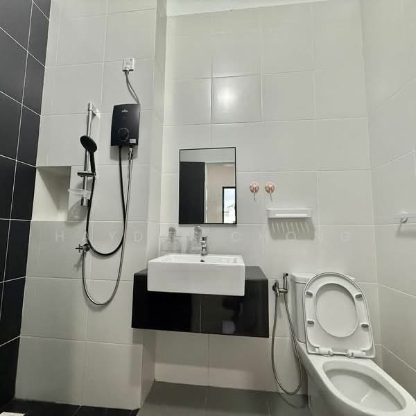2-storey Terraced House for Sale in Iskandar Puteri (Nusajaya) (Johor) - Hayden Chong - Bathroom - PropertyGuru.com.my