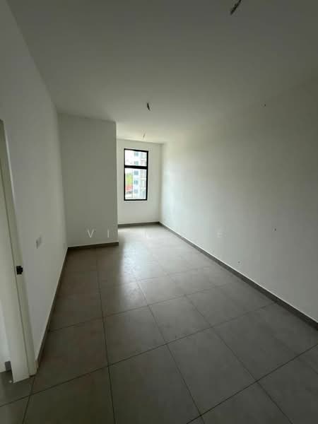 Rumah Teres 2 Tingkat untuk Dijual di Taman Mount Austin (Tebrau) - Vion Lee - PropertyGuru.com.my