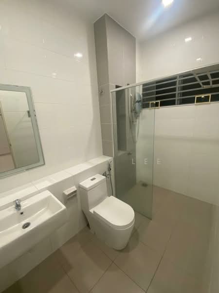 2-storey Terraced House for Sale in Setia Ecohill (Semenyih) - Gabby Lee - Bathroom - PropertyGuru.com.my