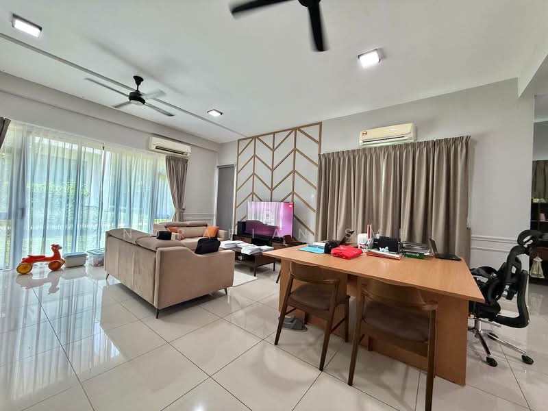 Rumah Teres untuk Dijual di Kajang (Selangor) - Norafian SMH - Living Room - PropertyGuru.com.my