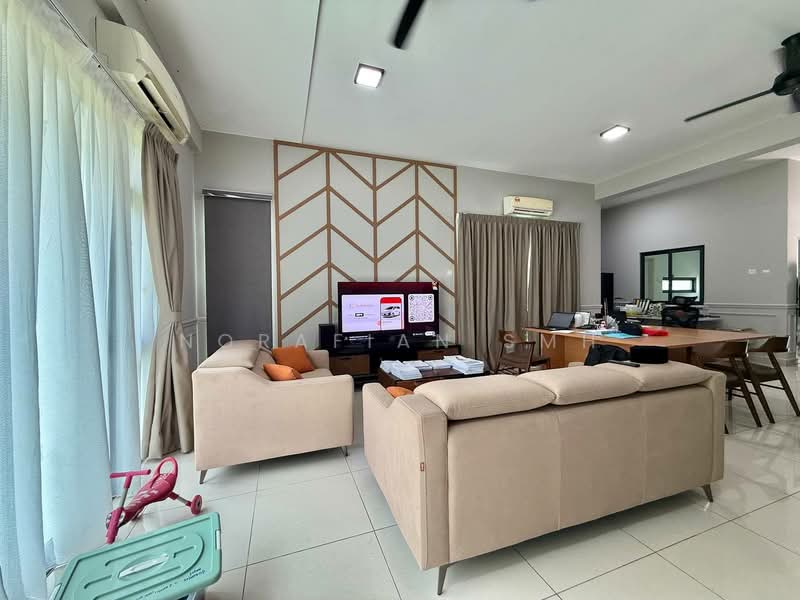 Rumah Teres untuk Dijual di Kajang (Selangor) - Norafian SMH - Living Room - PropertyGuru.com.my