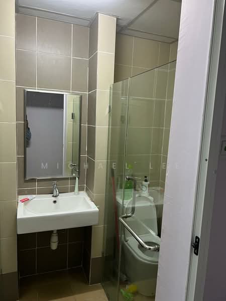 Servis Apartment untuk Disewa di Centrestage Designer Suite - Michael Lee - Bathroom - PropertyGuru.com.my