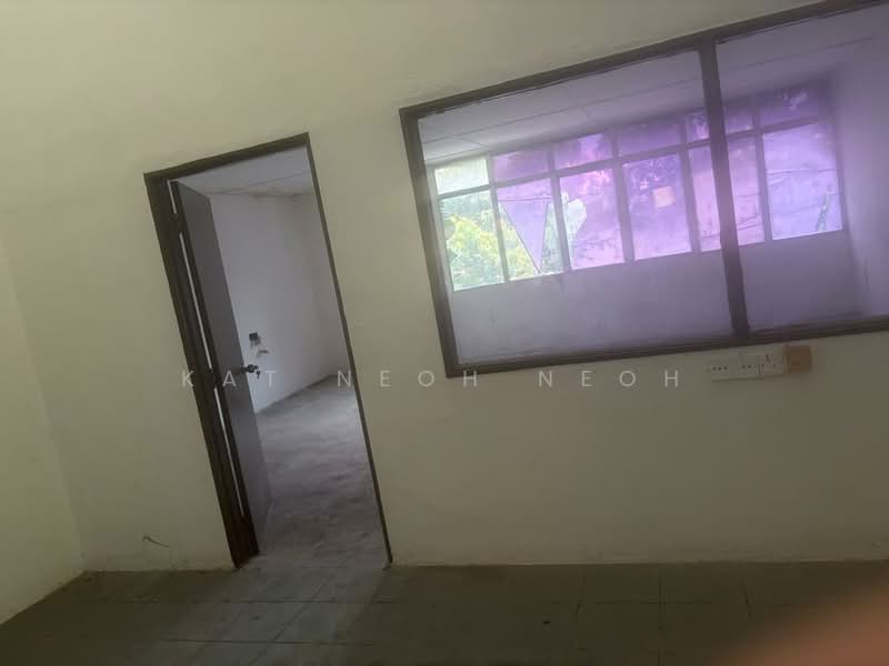 Shop for Sale in Taman Wahyu (Batu Caves) - KAT NEOH - Interior - PropertyGuru.com.my