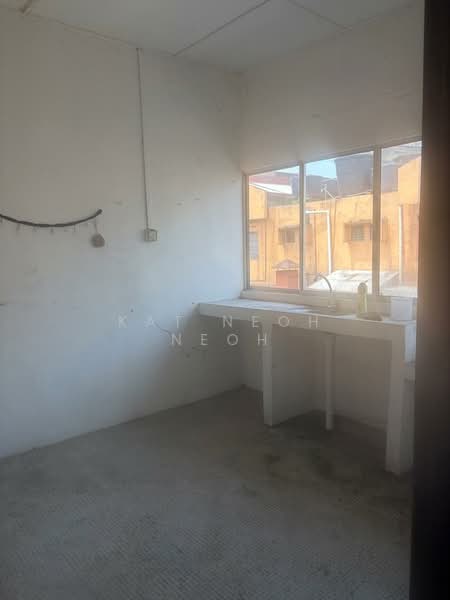 Shop for Sale in Taman Wahyu (Batu Caves) - KAT NEOH - Kitchen - PropertyGuru.com.my