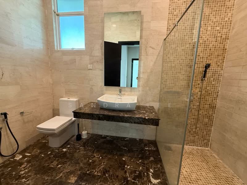 Bungalow for Sale in Taman Duta (Bukit Tunku (Kenny Hills)) - Sandra Lee - Bathroom - PropertyGuru.com.my