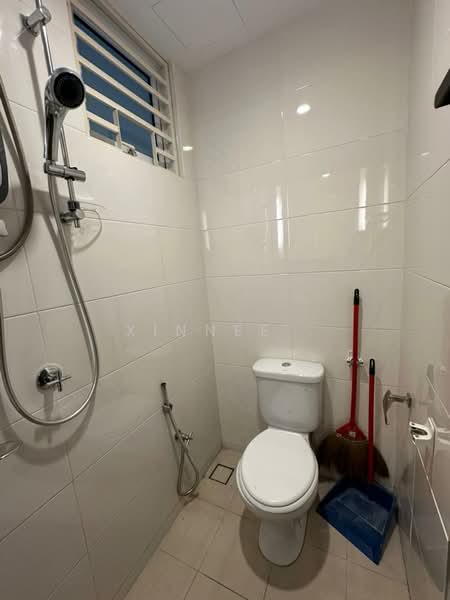 Condominium for Rent at Platino Condominium - Xinnee . - Bathroom - PropertyGuru.com.my