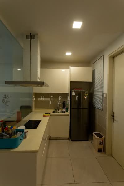 Servis Apartment untuk Disewa di Nova Saujana - Sherley Tan - Kitchen - PropertyGuru.com.my