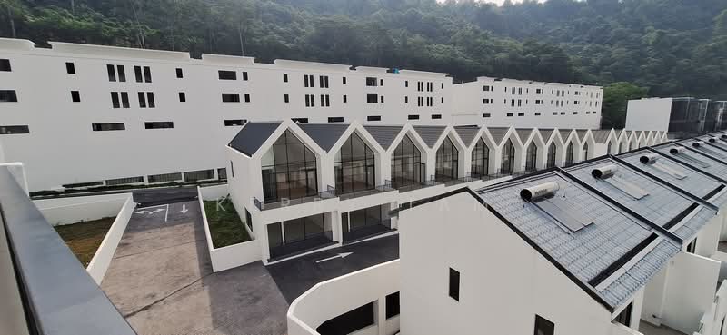 Terraced House for Sale in Damansara Perdana (Selangor) - Kerry Tam - Exterior - PropertyGuru.com.my