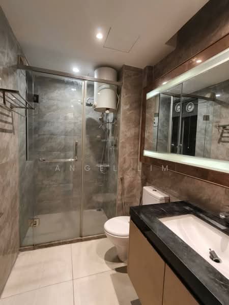 Servis Apartment untuk Disewa di R&F Princess Cove Phase 1 - Angel Lim - Bathroom - PropertyGuru.com.my