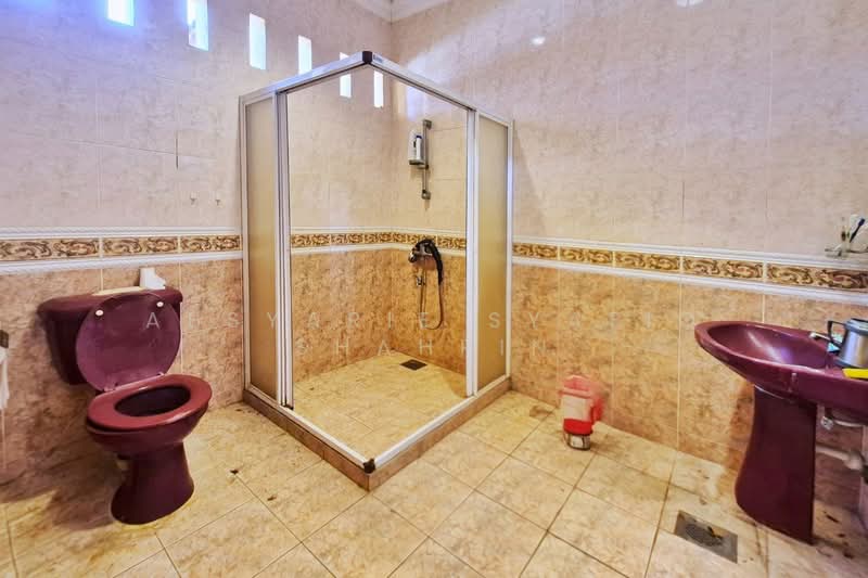 Rumah Banglo untuk Dijual di Seksyen 6 (Kota Damansara) - Absyarie Syafiq Shahrin - Bathroom - PropertyGuru.com.my
