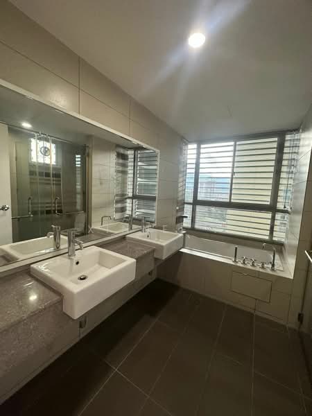 Condominium for Rent at Platino Condominium - Xinnee . - Bathroom - PropertyGuru.com.my