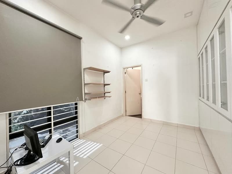 2-storey Terraced House for Sale in Bandar Bukit Raja (Klang) - Afiqah . - PropertyGuru.com.my